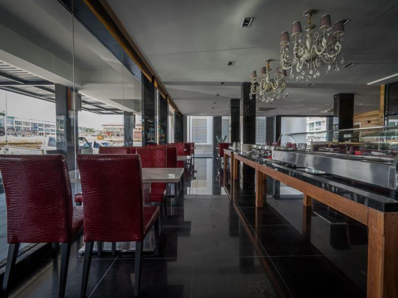 Wiwo Hotel Бінтулу Екстер'єр фото