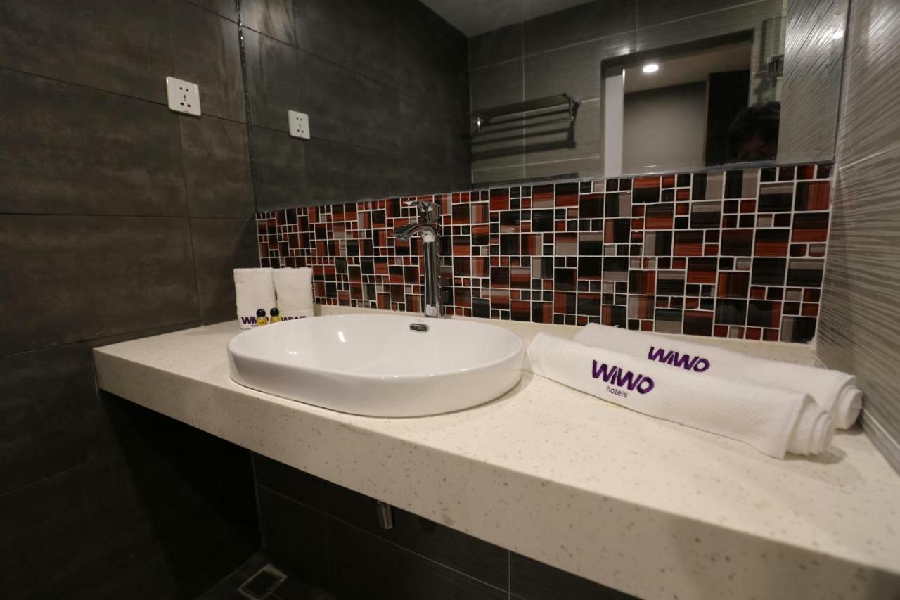Wiwo Hotel Бінтулу Екстер'єр фото